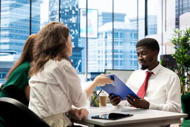 Candidate Communication & Feedback